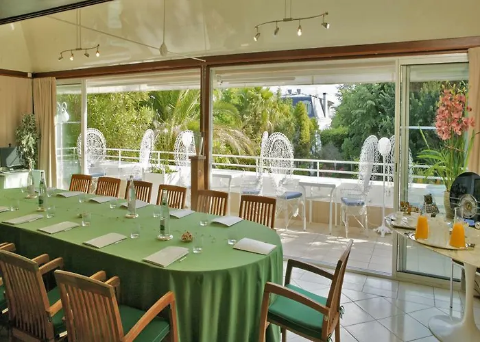 Parc Victoria Hotell